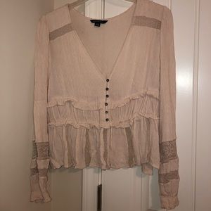 American Eagle Long Sleeve Button Up Blouse